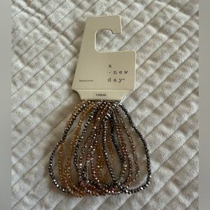 New 9 Piece Stretch Sparkle Bracelet Set